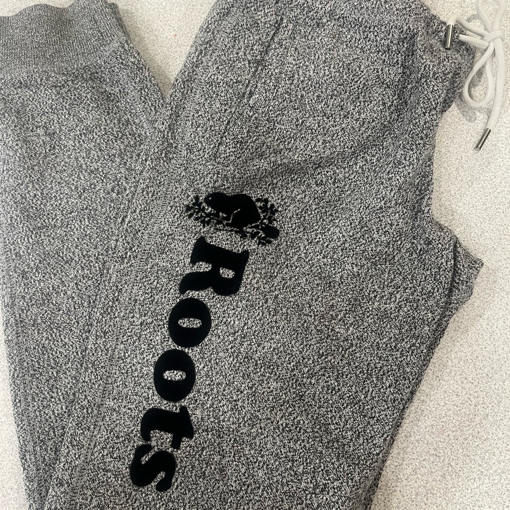 Roots Gray Fleece Joggers